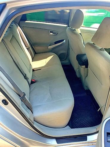 ford satış: Toyota Prius: 1.8 l | 2014 il Sedan — 8