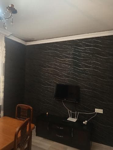 Аренда квартир: 18 mik 5/2 si.1 ot 2 yə düzəlib əşyalı 320 Ofis haqqı 100 manat — 6