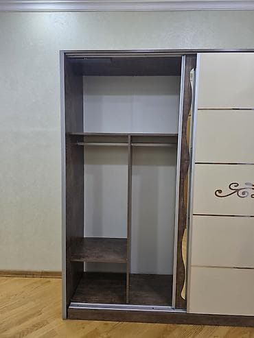 aksa generator: Sürüşən qapılı böyük gardırob - Material: laminat/LDSP karkas, tünd — 2