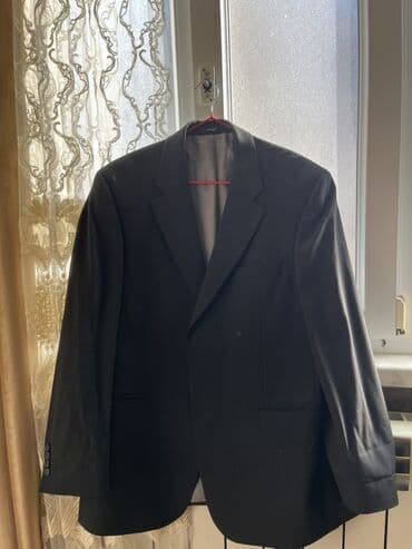 Kostyumlar: Klassik oversize qadın pencəyi - Rəng: tünd qara - Kəsim: klassik — 1