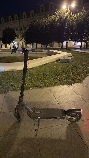 Elektrik nəqliyyatı: Scooter yaxsi veziyyetdedirxec bir problemi yoxdur Model - Xiaomi — 1