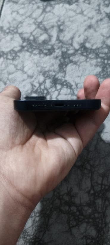 iphone 13 ekran: IPhone 13, Midnight, Face ID — 4