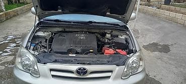 avtomobil peçi: Toyota Corolla D-4D hatchback - Kuzov: 5 qapılı hatchback - Rəng — 6