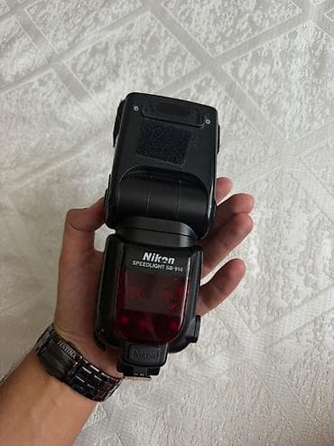 video reqistator: Nikon Sb 910 Ela vezyetde — 4