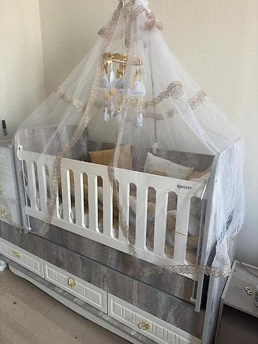Oğlan və qız üçün, İşlənmiş, Dördbucaq, Beşik, Dəst ilə, Matras ilə, Yellənmə mexanizmsiz — 1
