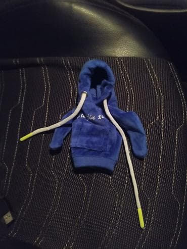 Продажа авто: Məhsul: Avtomobil sürət qolu üçün mini “hoodie” (örtük) Təsvir: - — 2