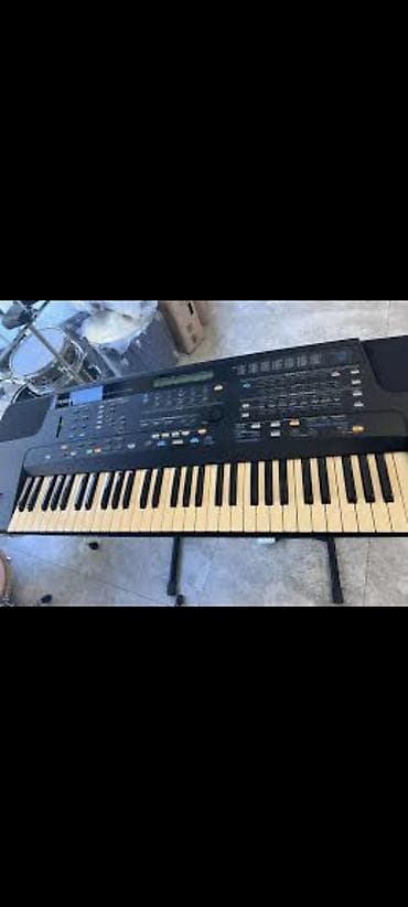 h26 pro: Sintezator, Yamaha — 2