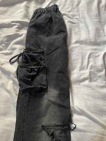 Qara yuyulmuş effektili, geniş kəsimli streetwear cins şalvar. - — 2