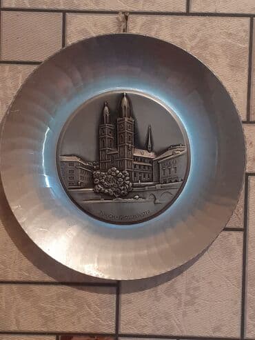 Dekor gumuş kimi tarelka divar ucun Almanyanindi ustunde cox gözel lalafo.az -da Dekor gumuş kimi tarelka divar ucun Almanyanindi ustunde cox gözel