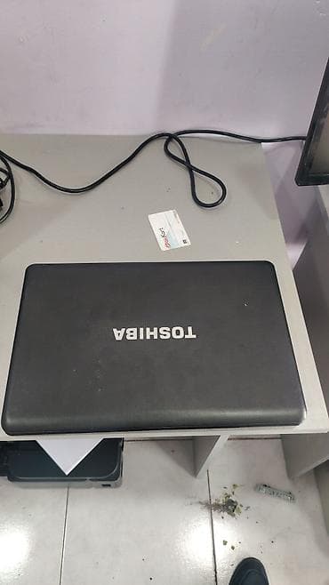 15.6 ekran: Toshiba noutbuk - Model: Toshiba Satellite seriyası (15.6" ekran) - — 3