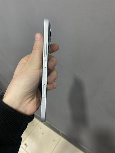 akumlyator kreditle: Honor 400 Lite, 256 GB, rəng - Gümüşü, Sensor — 6