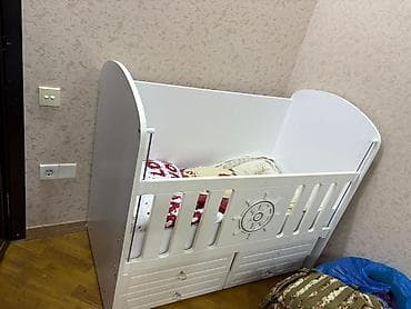 Beşik əla vəziyyətdədir tecılı satılır 40m qurd dersi Hemide