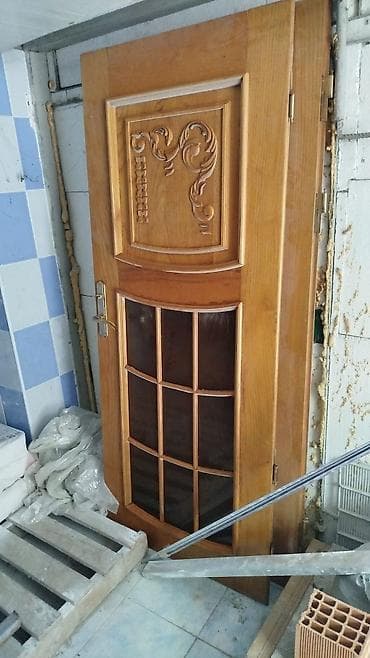 şuşə satışı: Şabalid agacinnan 4 eded otaq qapisi 90/205.1 şüşeli 3 sade. Cercive — 5