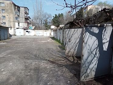 garaj satışı: Qaraj/boks – sıralı qaraj massivində metal darvazalı ayrıca bölmə - — 1