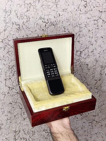 canon powershot 500: Nokia 8, цвет - Черный, Кнопочный — 2