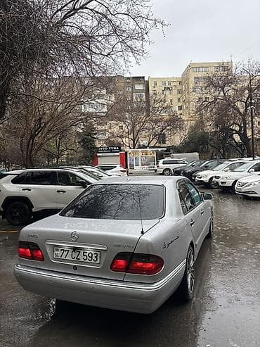 mercedes 208 d ehtiyat hisseleri: Mercedes-Benz E-Class: 2.4 l | 1999 il Sedan — 1