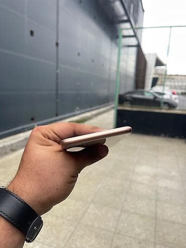ipod classic 7: IPhone 8 Plus, 64 GB, Qızılı, Barmaq izi, Face ID — 5