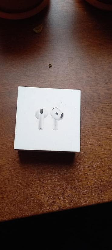apple macbook air fiyat: Apple AirPods 4 (Model A3050/A3053/A3058) Xüsusiyyətlər: - Qulaqlıq — 5