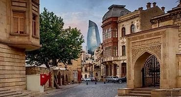 Mənzillər: (İçəri şəhər)Mənzərəli terraslı hostelin otaqları(içəri şəhər — 1