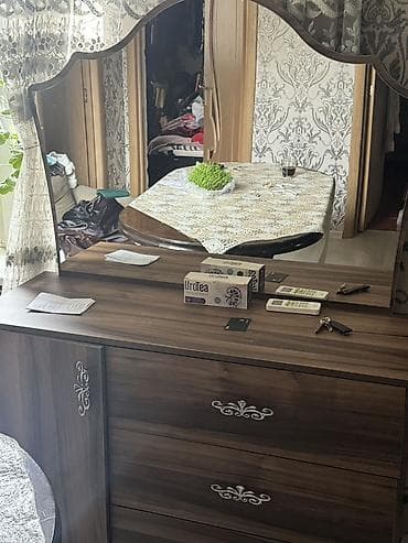 yük araba: Güzgülü — 2