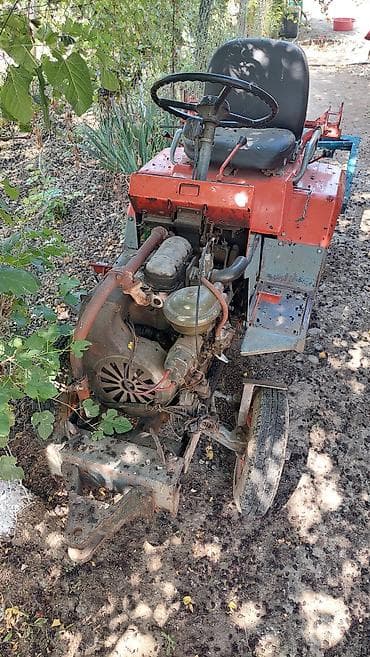 Mini traktor – universal bağ və təsərrüfat işləri üçün - Üç təkərli