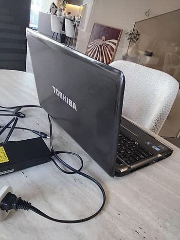 Toshiba noutbuk – Satellite seriyası - Prosessor: Intel Core i7 — 1