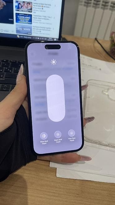 iphone 12 qara: IPhone 12, Qara — 6