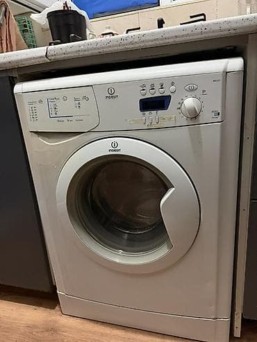 Paltaryuyan maşın Indesit, 5 kq, İşlənmiş, Avtomat, Qurutmasız — 1