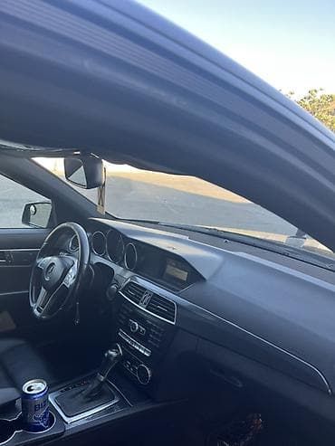 disk r16 type 0: Mercedes-Benz C250 sedan Maşın hazır kreditdedir ikkin ödeniş 11500 — 6