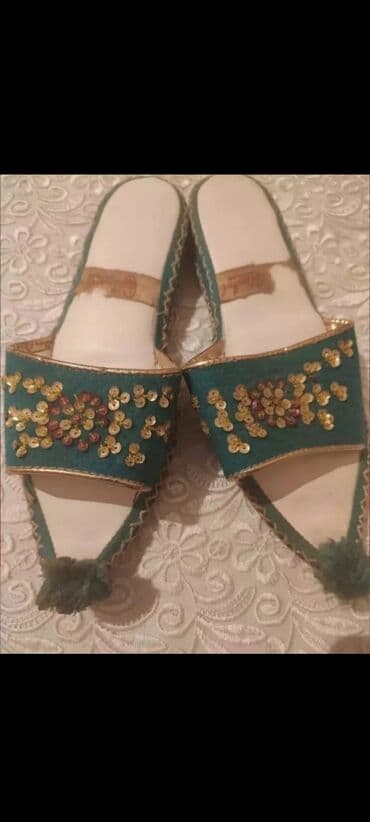 женские велюровые тапочки: Tərliklər, Ölçü: 37, rəng - Yaşıl, İşlənmiş — 1