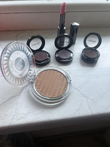 Şəxsi əşyalar: Kosmetik dəst, 4 məhsul — 2