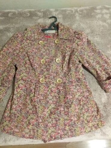 женская куртка: 1.Куртка женская размер м
2 песец натуральный — 1