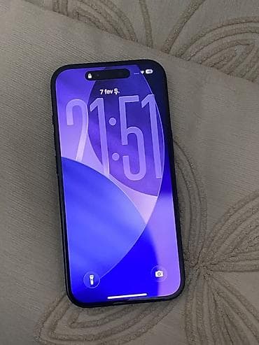 komputer korpusu: IPhone 14, Qara — 2