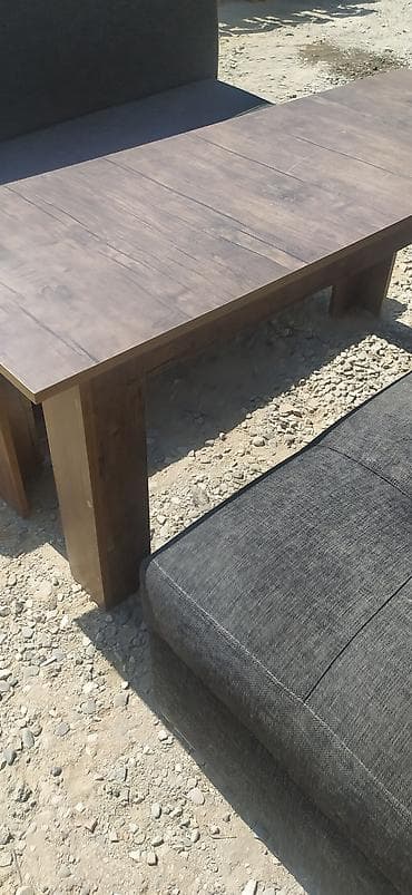 tec mebel: Bele bir destin qimeti 300 manatdı iki divan bir jurnalnı masa — 2