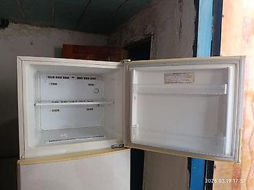 Duxovkalar: 2 qapılı Samsung Soyuducu Satılır, rəng - Ağ — 4