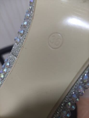 женские серебристые туфли: Brend: Jasmin Model: Qadın üçün klassik tufli Ölçü: 36 - Rəng — 3