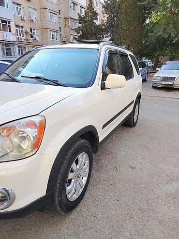 vaz lada 2115: Honda CR‑V, ağ rəng, krossover/SUV. - Eksteryer: dam relsləri, ön — 8