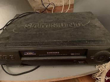 samsung ue65ks7500: Samsung VHS videomaqnitofon – model SVR-121 Xüsusiyyətlər: - VHS — 1