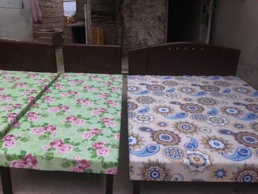 iki nəfərlik çarpayı: Kravat teze mohkem hazirlari var 1 neferlik kravat 50m 2 neferlik taxt — 5