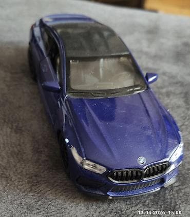 BMW M8 Gran Coupé 1:32. model avtomobil maketi - Miqyas: təxmini