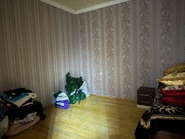 xoşbulaqda ev satılır: 7 комнат, 200 м², Нет кредита, Средний ремонт — 7