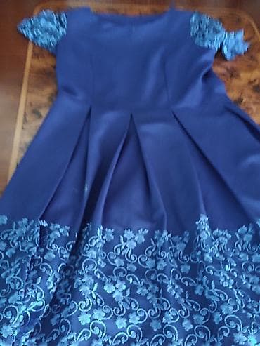 Donlar: Zərif dizaynlı qız paltarı - Rəng: tünd mavi (navy) tonlarda - Model — 3