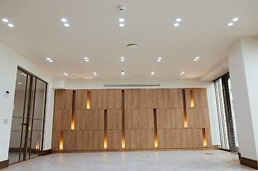 emircanda ev satisi: 2 556 000 AZN 213 m² Sahə Çıxarış Təmir Satılır obyekt 213 m², Ağ — 3
