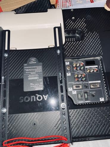 Pultlar: İşlənmiş Televizor Sharp 42" — 2