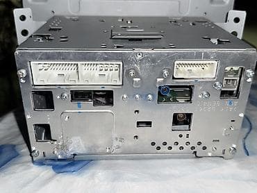 a 52 plata: Kia üçün orijinal multimedia/radionaviqasiya bloku və ön panel Model — 3