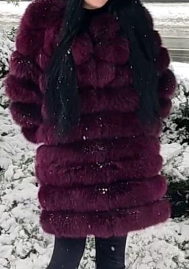 Zəngin bardovu rəngdə qadın xəz ŞUBA üfüqi xəz zolaqları ilə