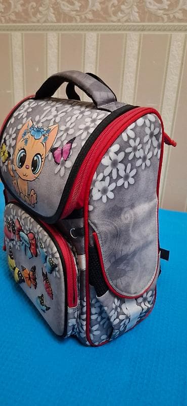 школьные рюкзаки hello kitty: Teze kimi mekteb chantasi. Chox seligeli temiz veziyyetde. SKYNAME — 6
