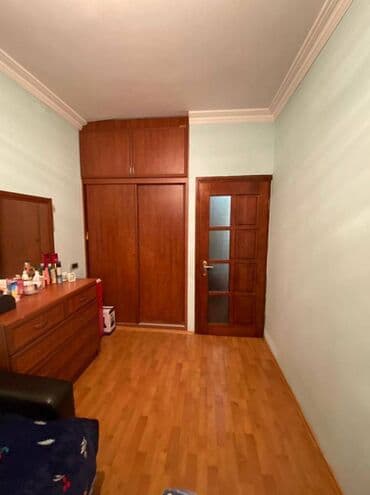 20 ci sahede kiraye heyet evleri: Nəsimi rayonu,1-ci mkr,20 Yanvar metrosu yaxınlığında,5 — 6