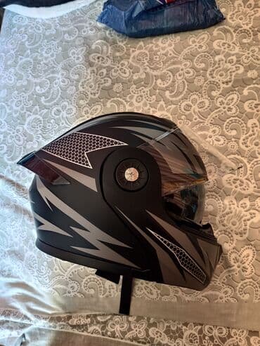 əhmədlidə kirayə evlər 2021: Motosiklet dəbilqəsi Hər 2-si orta ölçülü Qara 65 azn Mat Boz 60 azn — 7