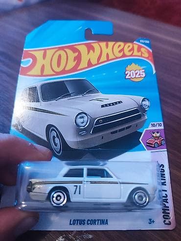 İncəsənət və kolleksiyalar: Hot Wheels kolleksiya die-cast avtomobilləri paketi Dəst tərkibi — 10